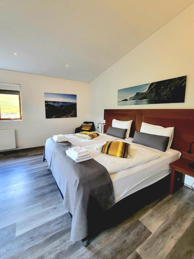 Hotel Flokalundur Brjanslaekur ภายนอก รูปภาพ