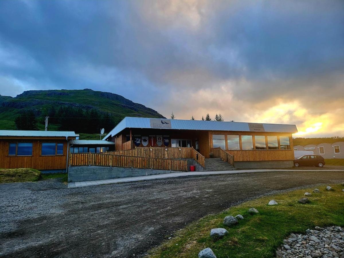 Hotel Flokalundur Brjanslaekur ภายนอก รูปภาพ