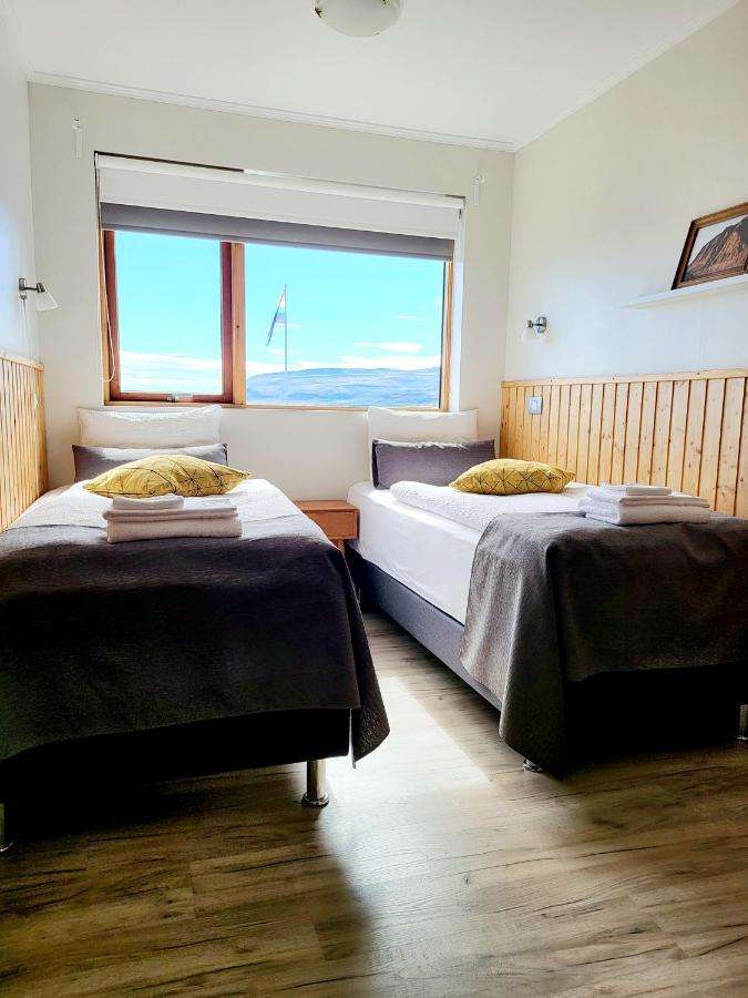 Hotel Flokalundur Brjanslaekur ภายนอก รูปภาพ