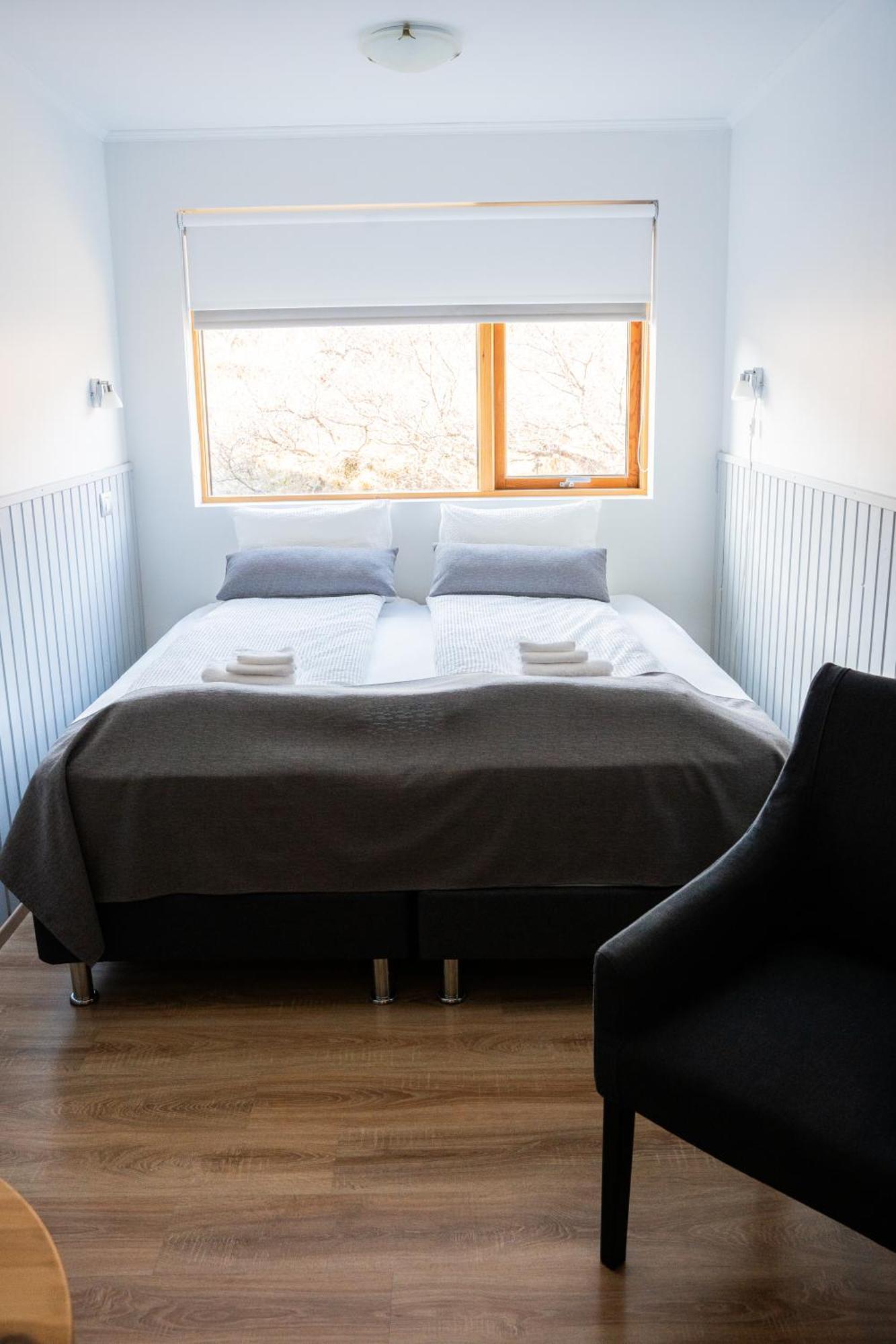 Hotel Flokalundur Brjanslaekur ภายนอก รูปภาพ